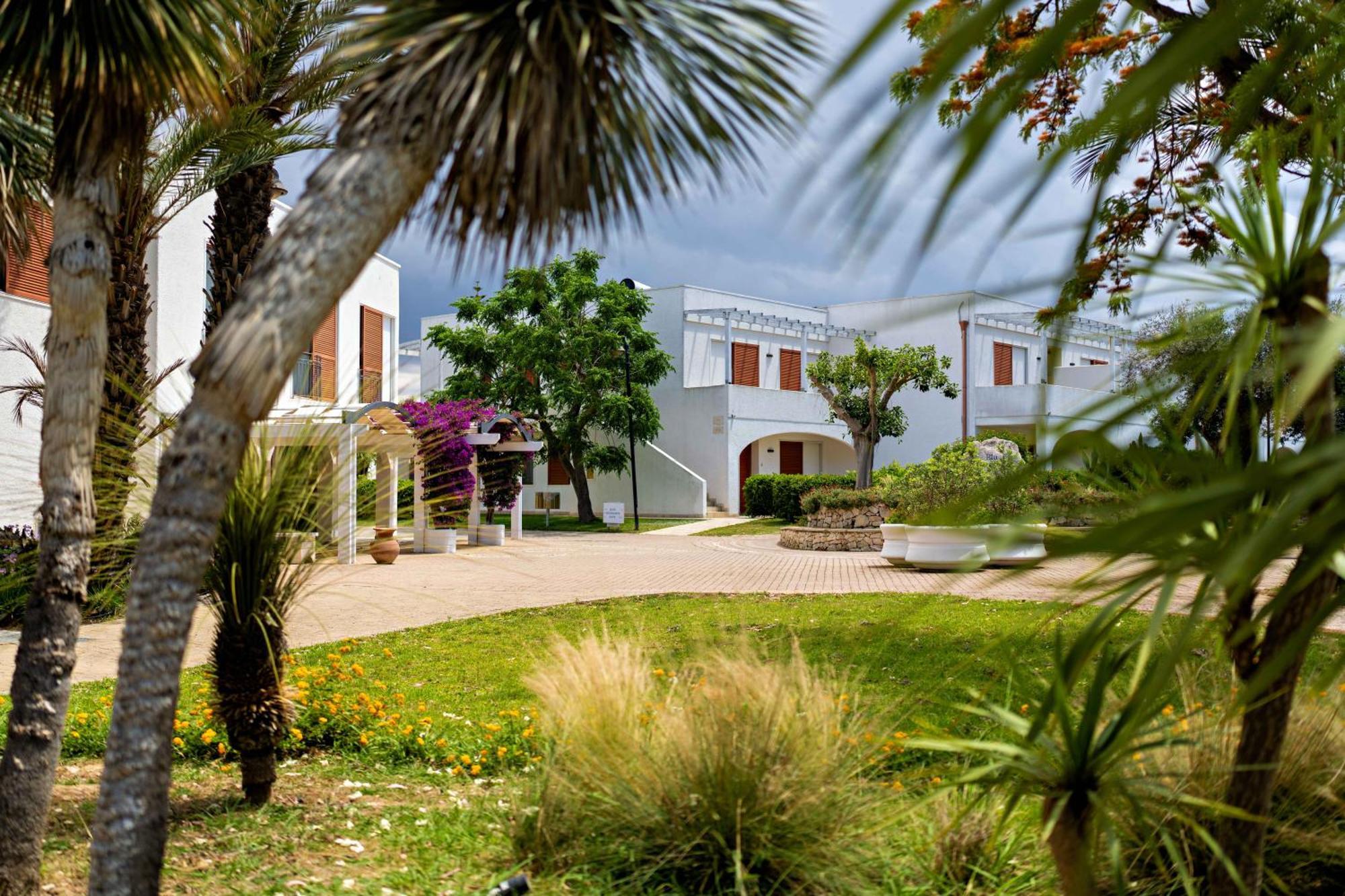Blu Salento Village Sant Isidoro  Exterior foto