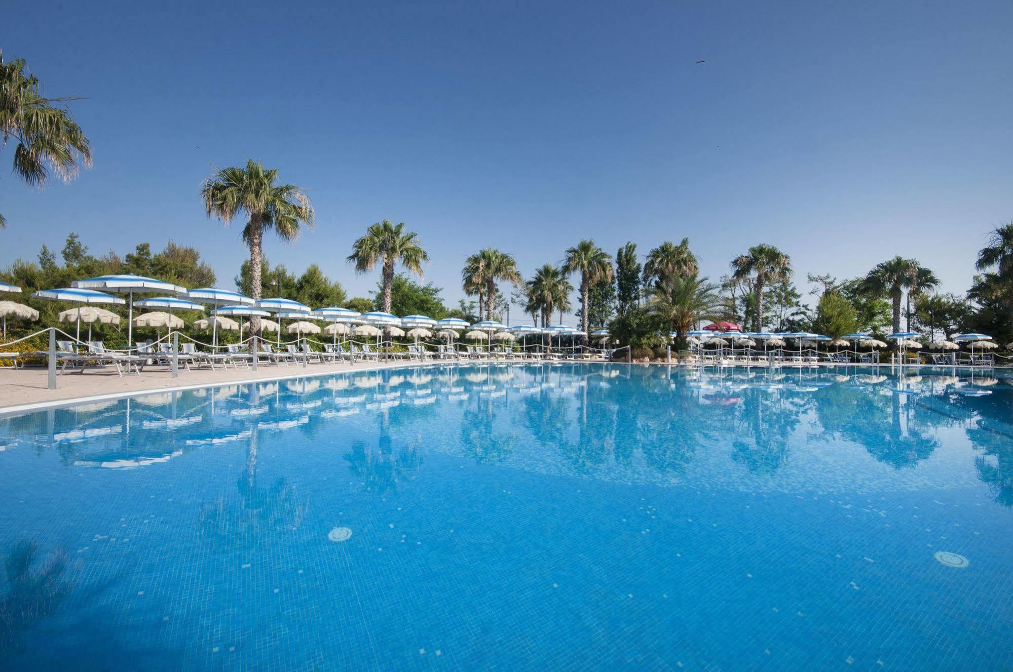 Blu Salento Village Sant Isidoro  Exterior foto